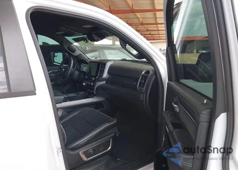 2024 Ram 1500 Laramie 4X2 5'7 Box из США, поврежденный, VIN 1C6RREJT0RN220006